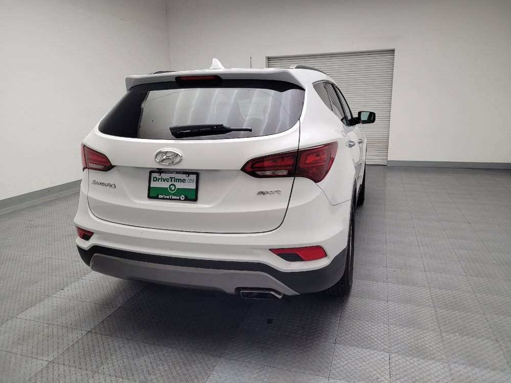 Used 2017 Hyundai Santa Fe Sport image 7