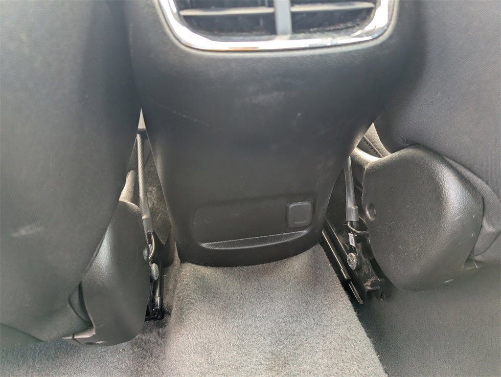 Used 2024 Chevrolet Malibu LT image 27