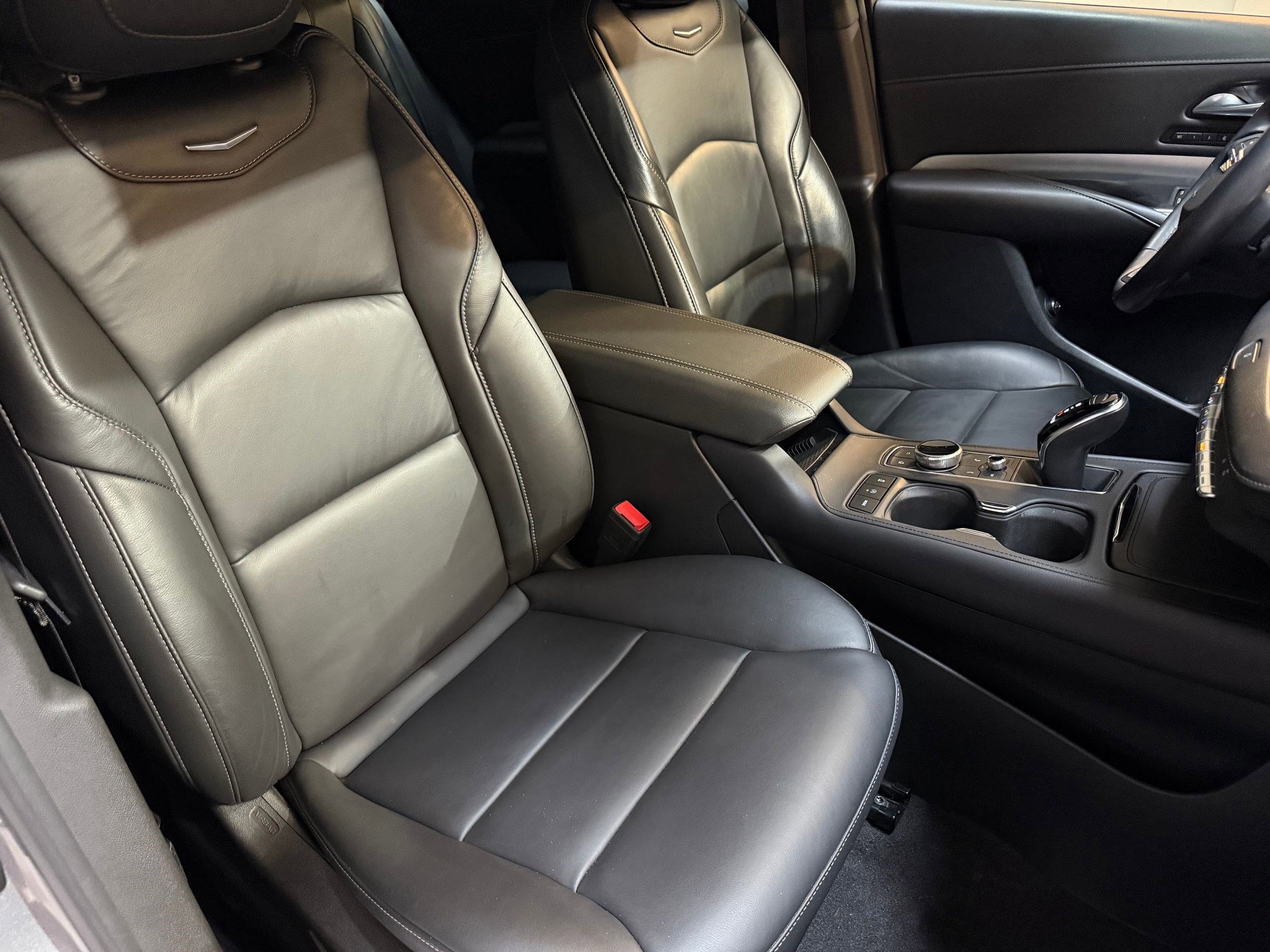 Certified 2023 Cadillac XT4 Premium Luxury image 47