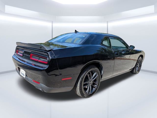 Used 2019 Dodge Challenger SXT w/ Plus Package AWD/4WD image 4