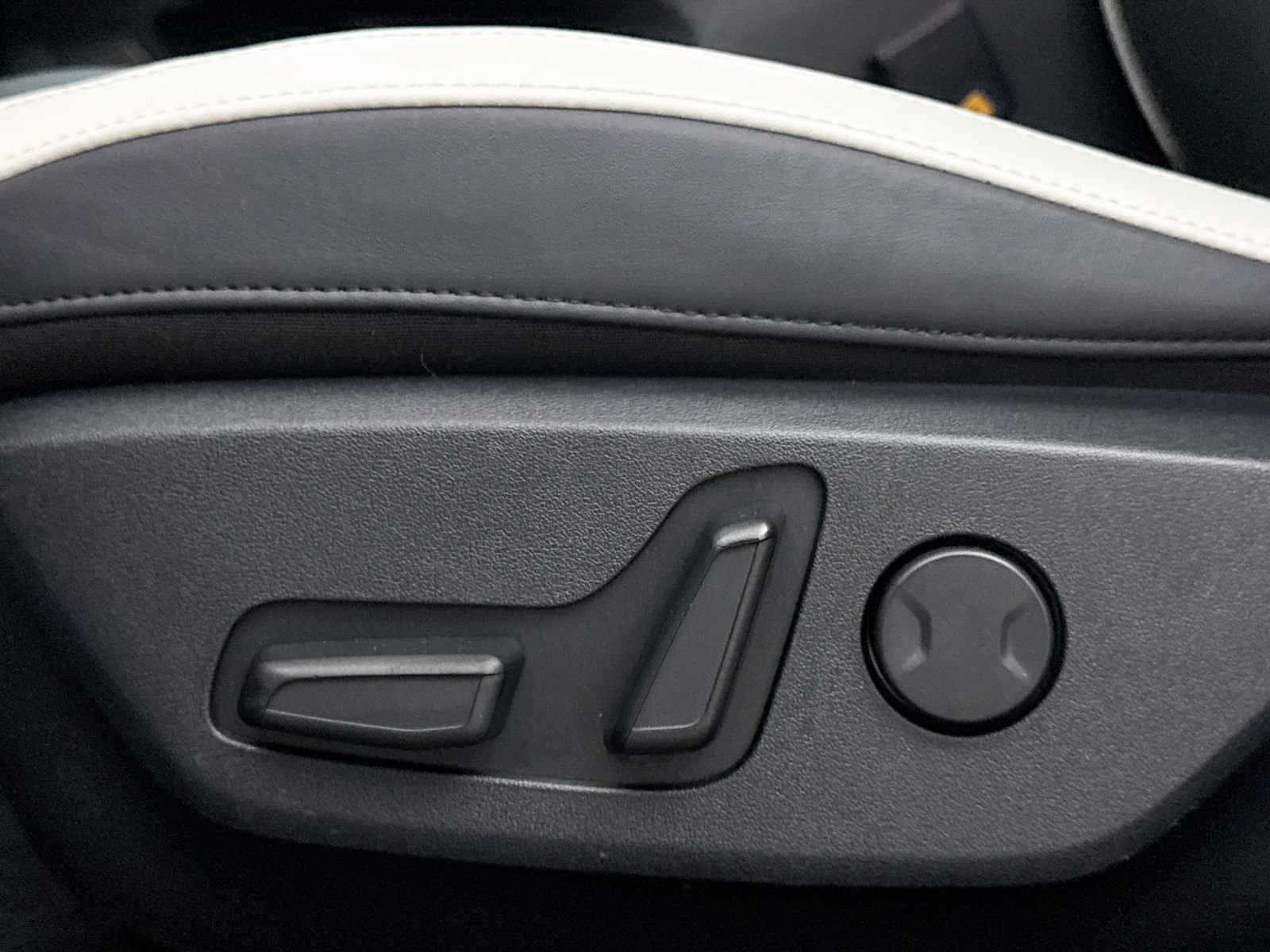 Used 2023 Kia EV6 GT-Line image 30