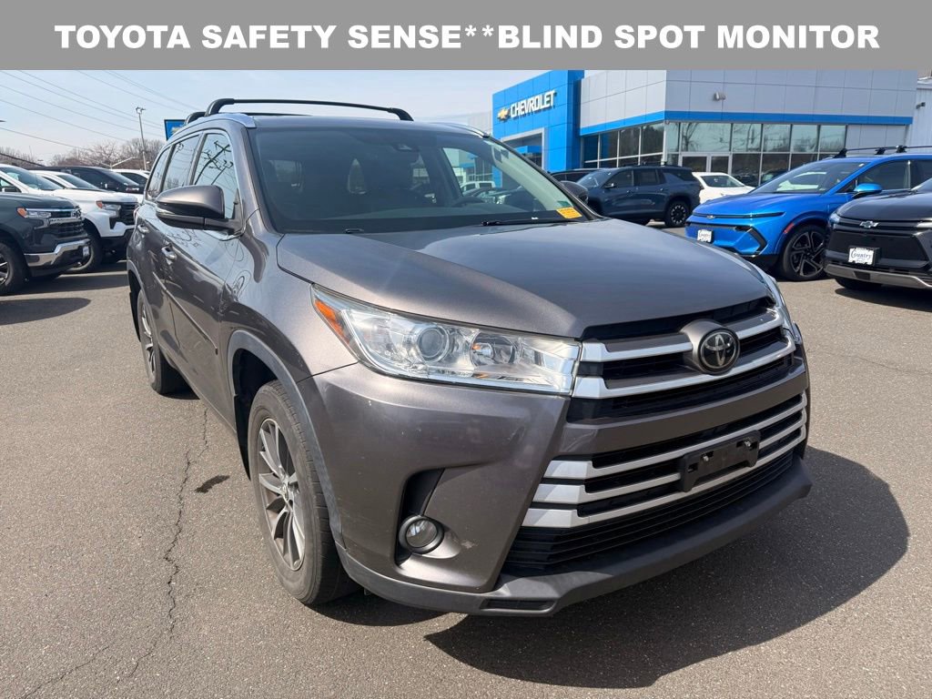 Used 2018 Toyota Highlander XLE