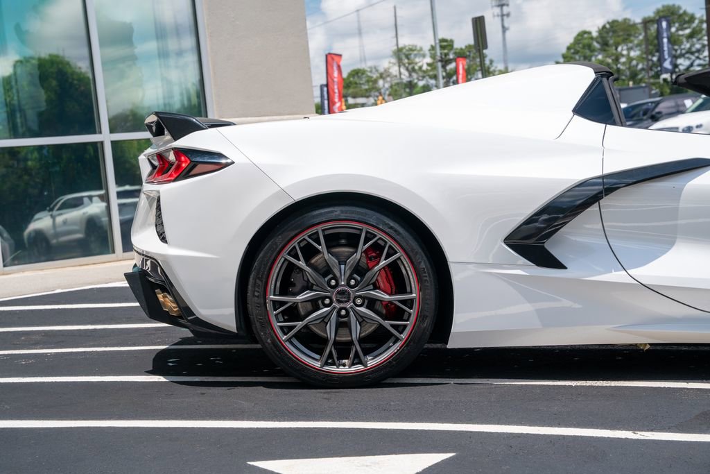 Used 2023 Chevrolet Corvette Stingray Premium Conv w/ Z51 Performance Package RWD image 12