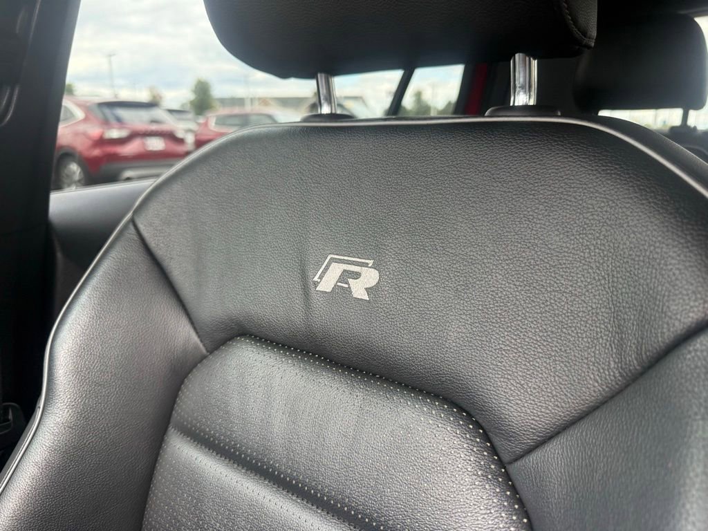Used 2019 Volkswagen Golf R 4-Door AWD/4WD image 25