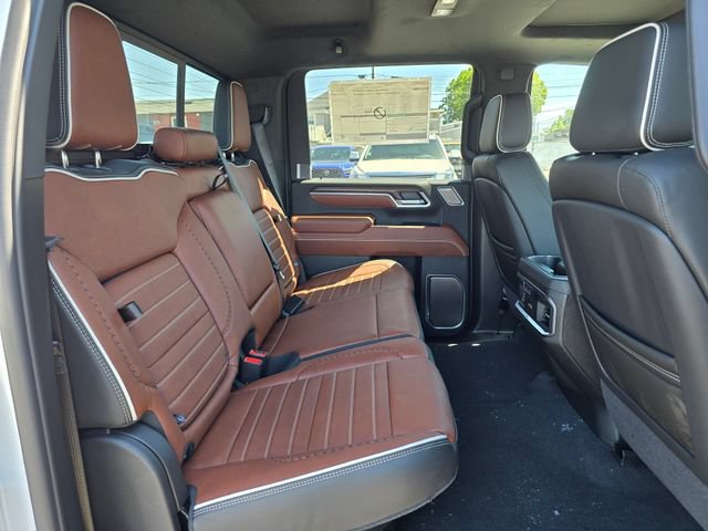 New 2026 GMC Sierra 3500 Denali Ultimate AWD/4WD image 12