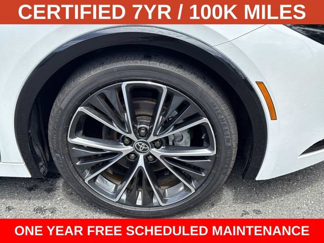 Used 2024 Toyota Prius XLE AWD/4WD image 7