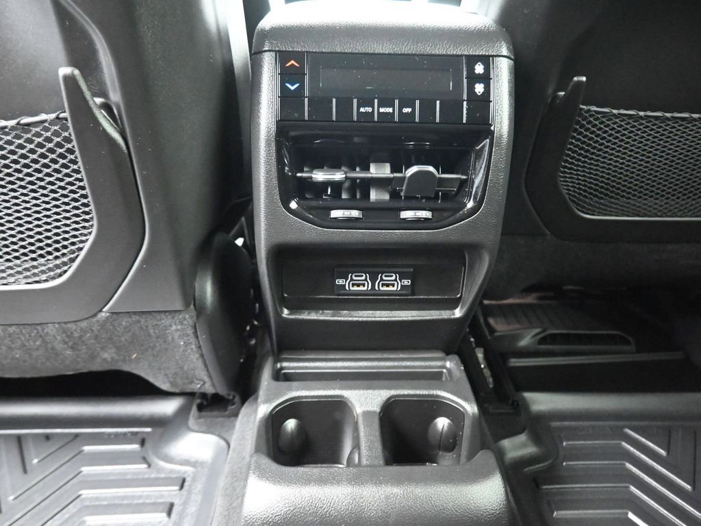 Used 2023 Jeep Grand Cherokee L Laredo AWD/4WD image 37