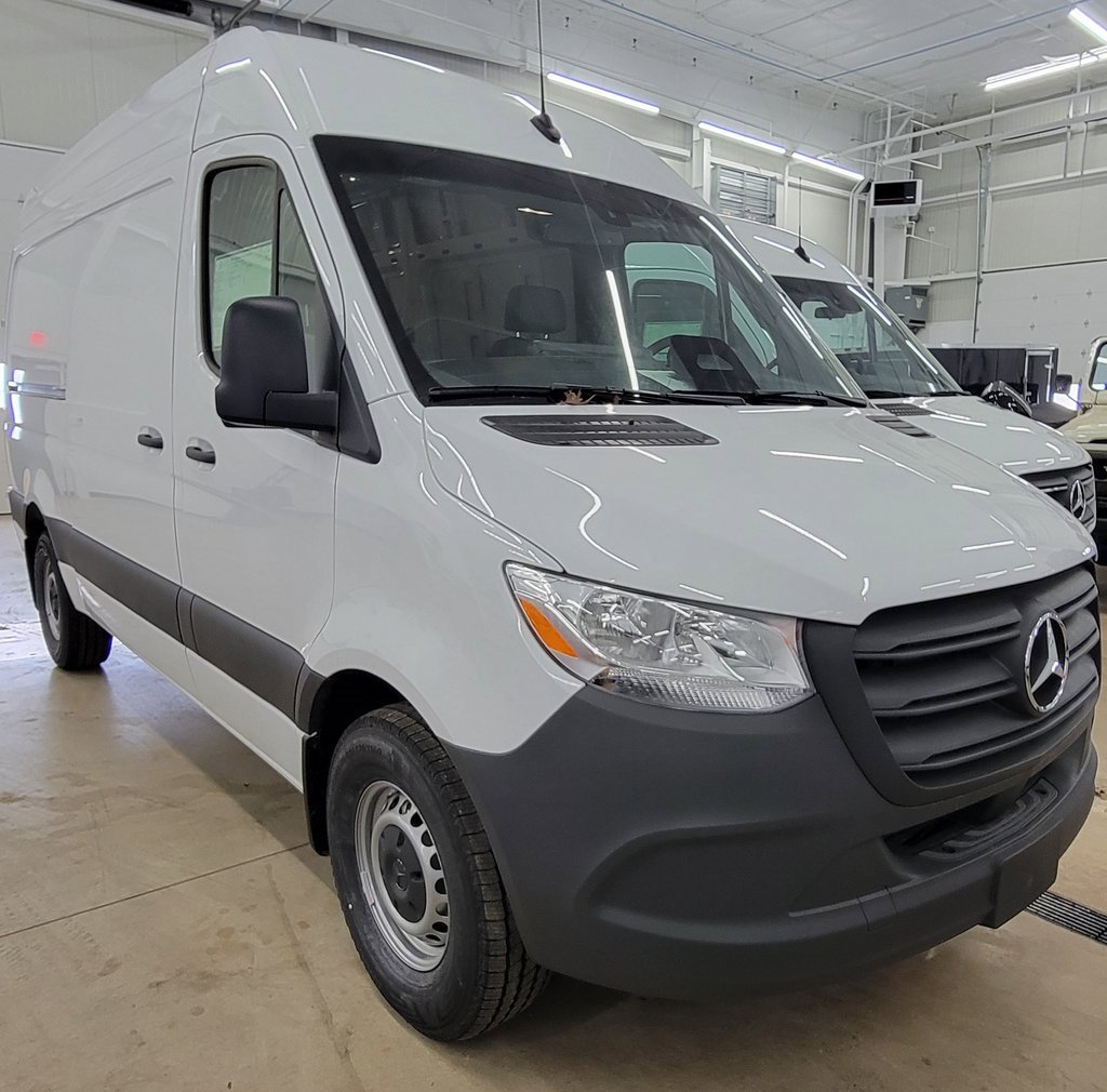 New 2025 Mercedes-Benz Sprinter 2500 image 2