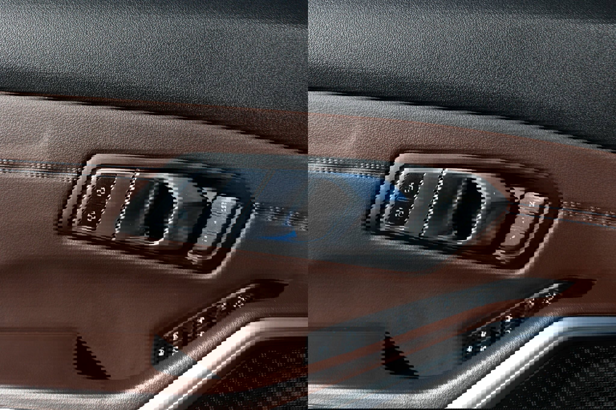 Used 2019 BMW 330i Sedan w/ Premium Package image 50