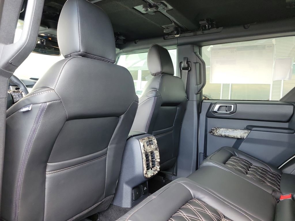 New 2025 Ford Bronco Outer Banks image 15