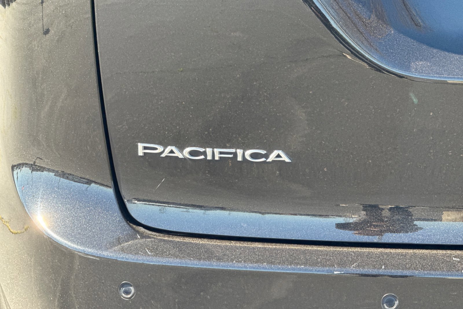 Certified 2023 Chrysler Pacifica Touring-L image 27