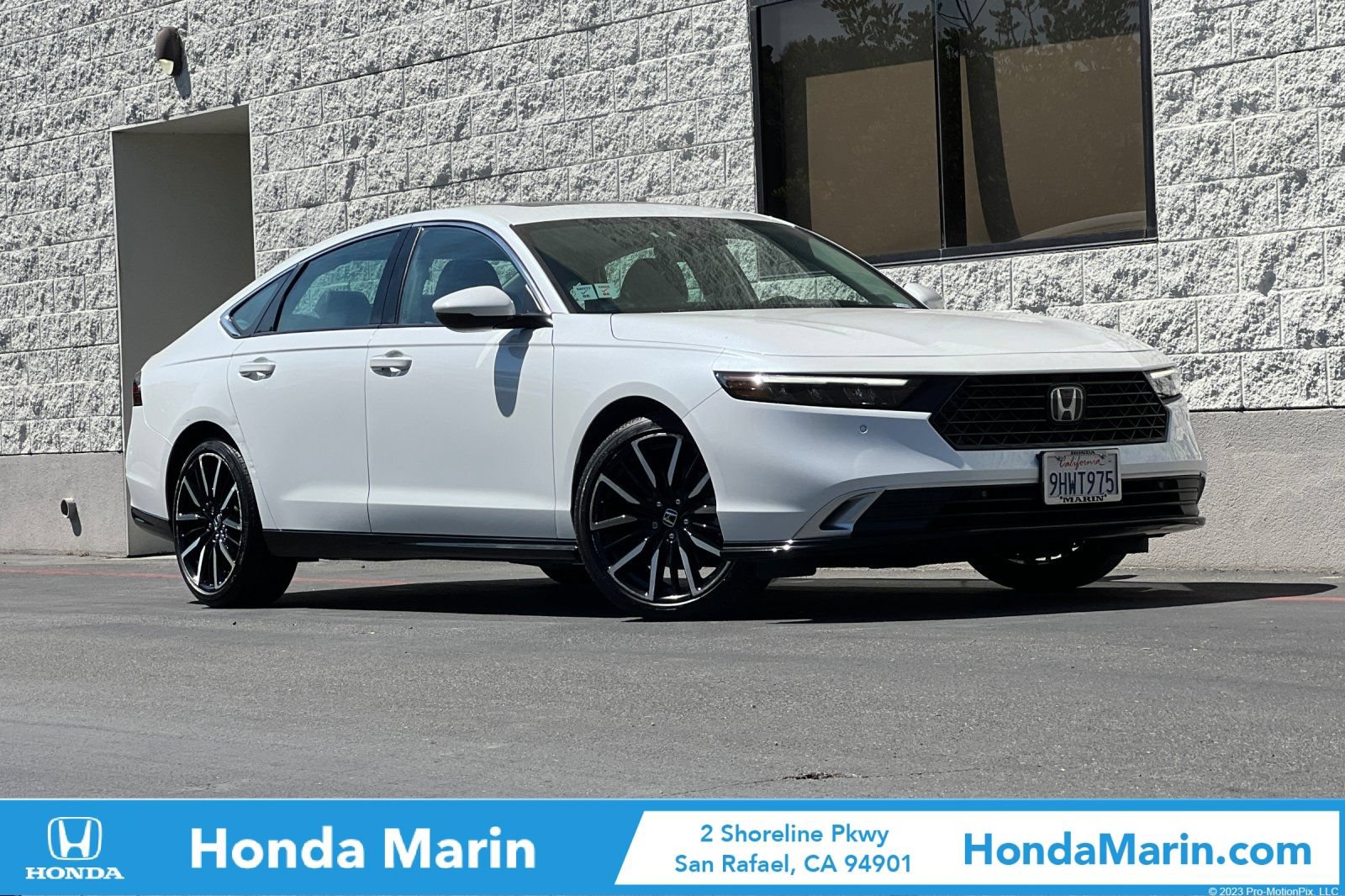 Certified 2023 Honda Accord Touring image 1