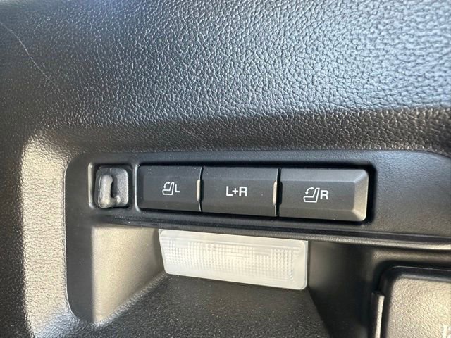 Used 2020 Ford Explorer Limited RWD image 32