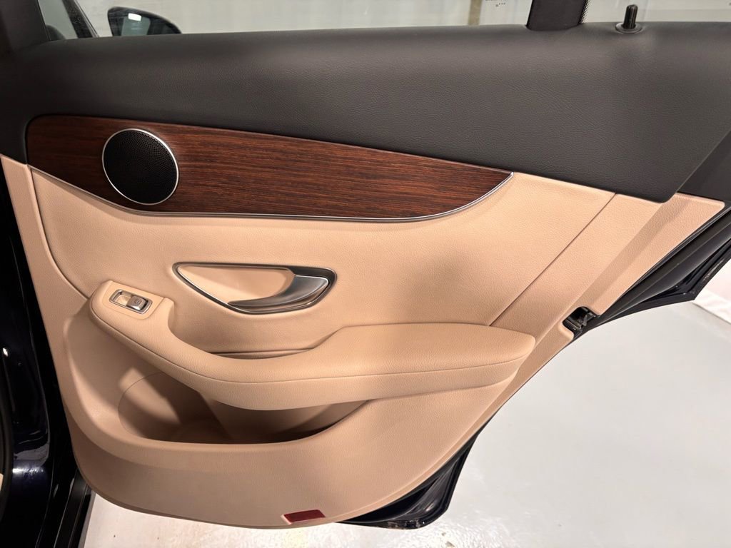 Certified 2022 Mercedes-Benz GLC 300 4MATIC image 27