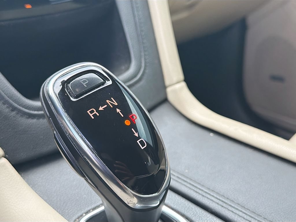 Used 2018 Cadillac XT5 FWD image 17