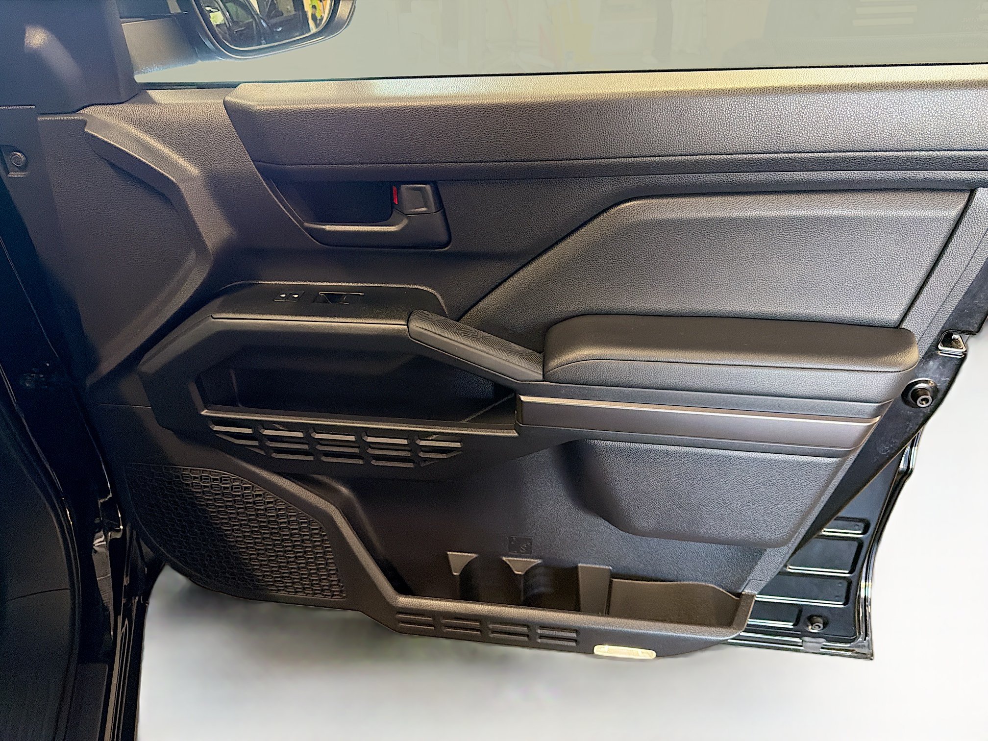 Used 2026 Toyota 4Runner SR5 AWD/4WD image 33