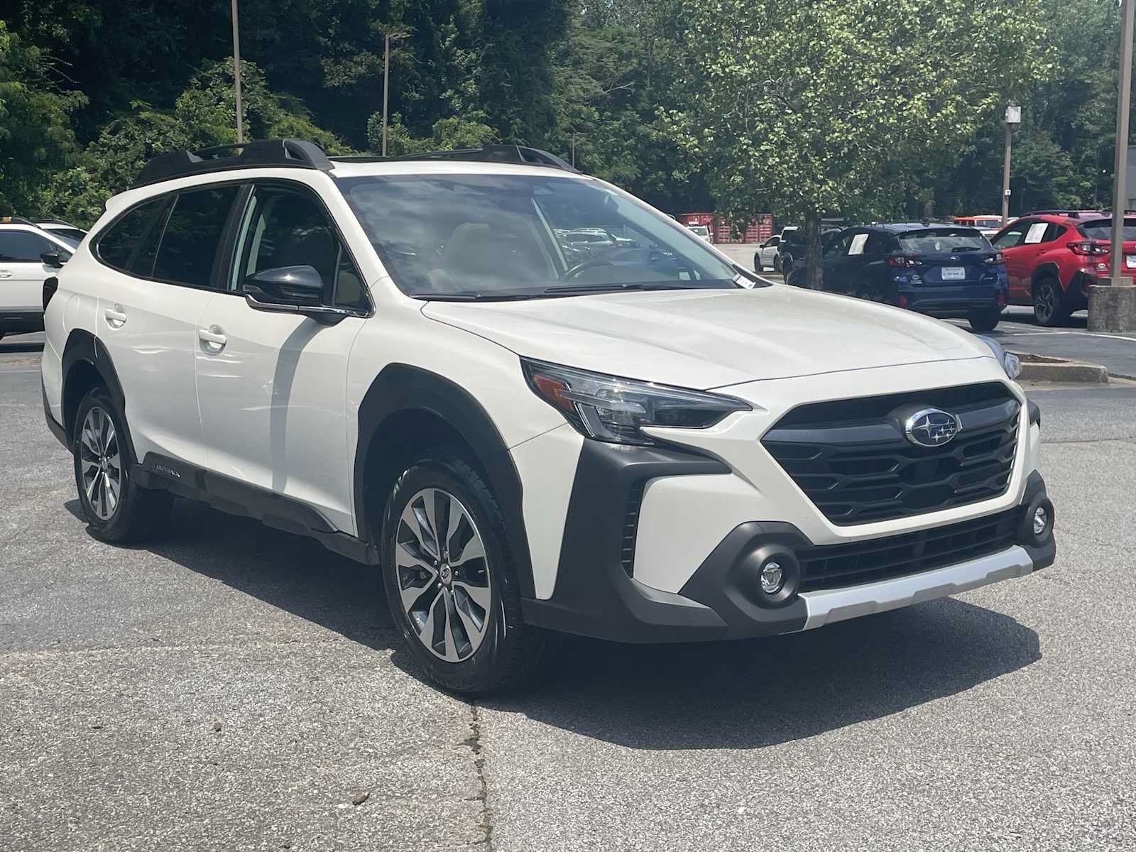Used 2023 Subaru Outback Limited AWD/4WD image 5