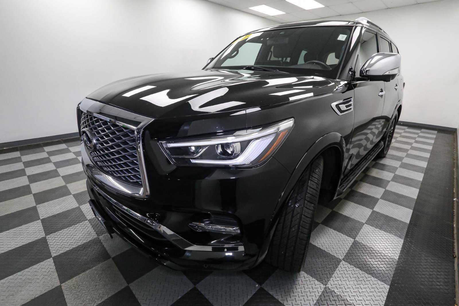 Used 2023 INFINITI QX80 Sensory w/ Cargo Package image 4