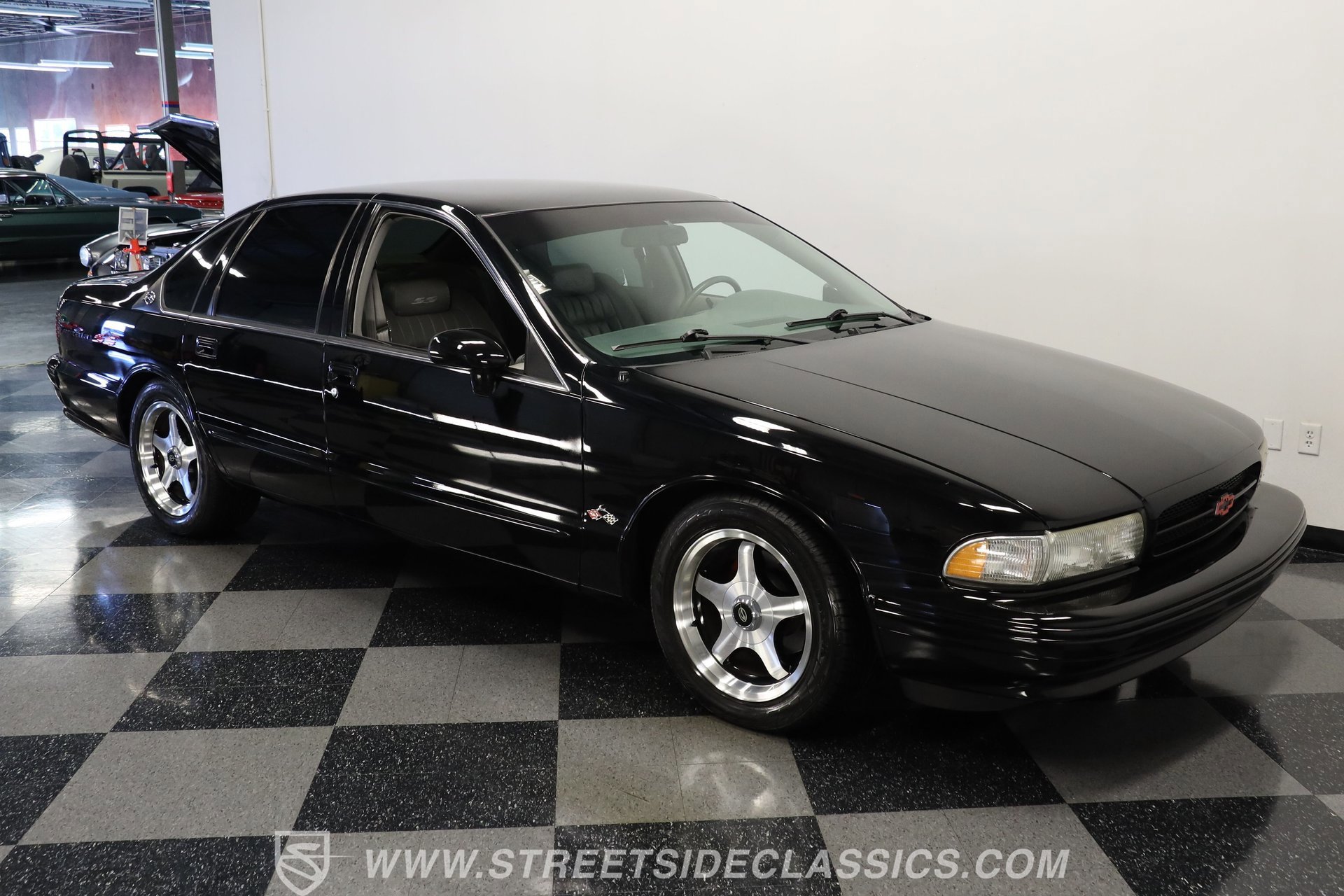 Used 1994 Chevrolet Impala SS image 13