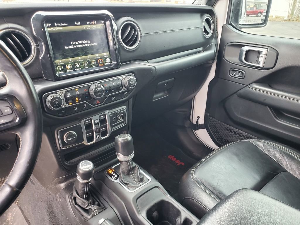 Used 2020 Jeep Wrangler Unlimited Sahara image 14