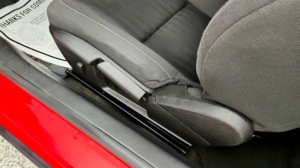 Used 2015 Chevrolet Camaro LS RWD image 11