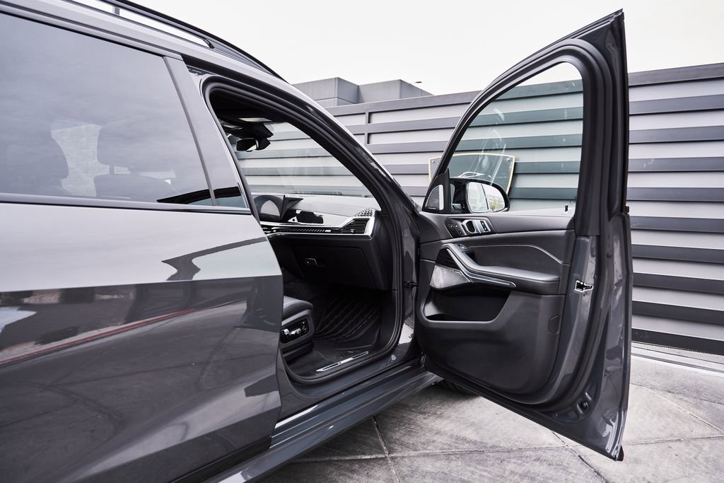 Used 2026 BMW X7 M60i image 24