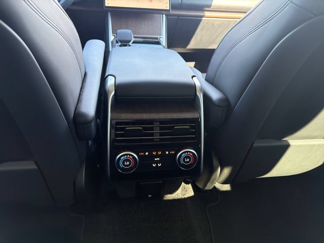 Used 2025 Land Rover Range Rover SE AWD/4WD image 23