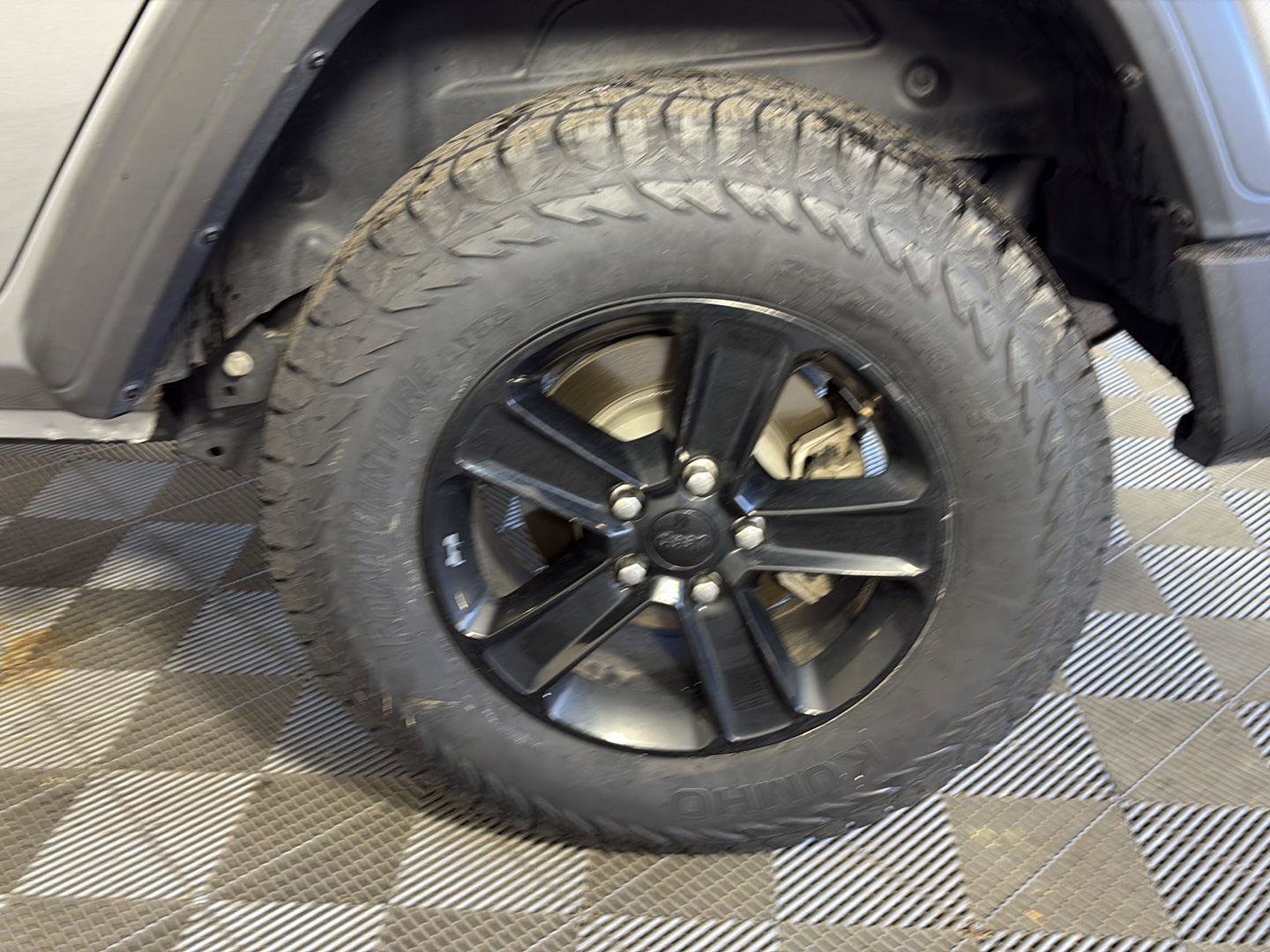 Used 2021 Jeep Wrangler Unlimited Sport image 15