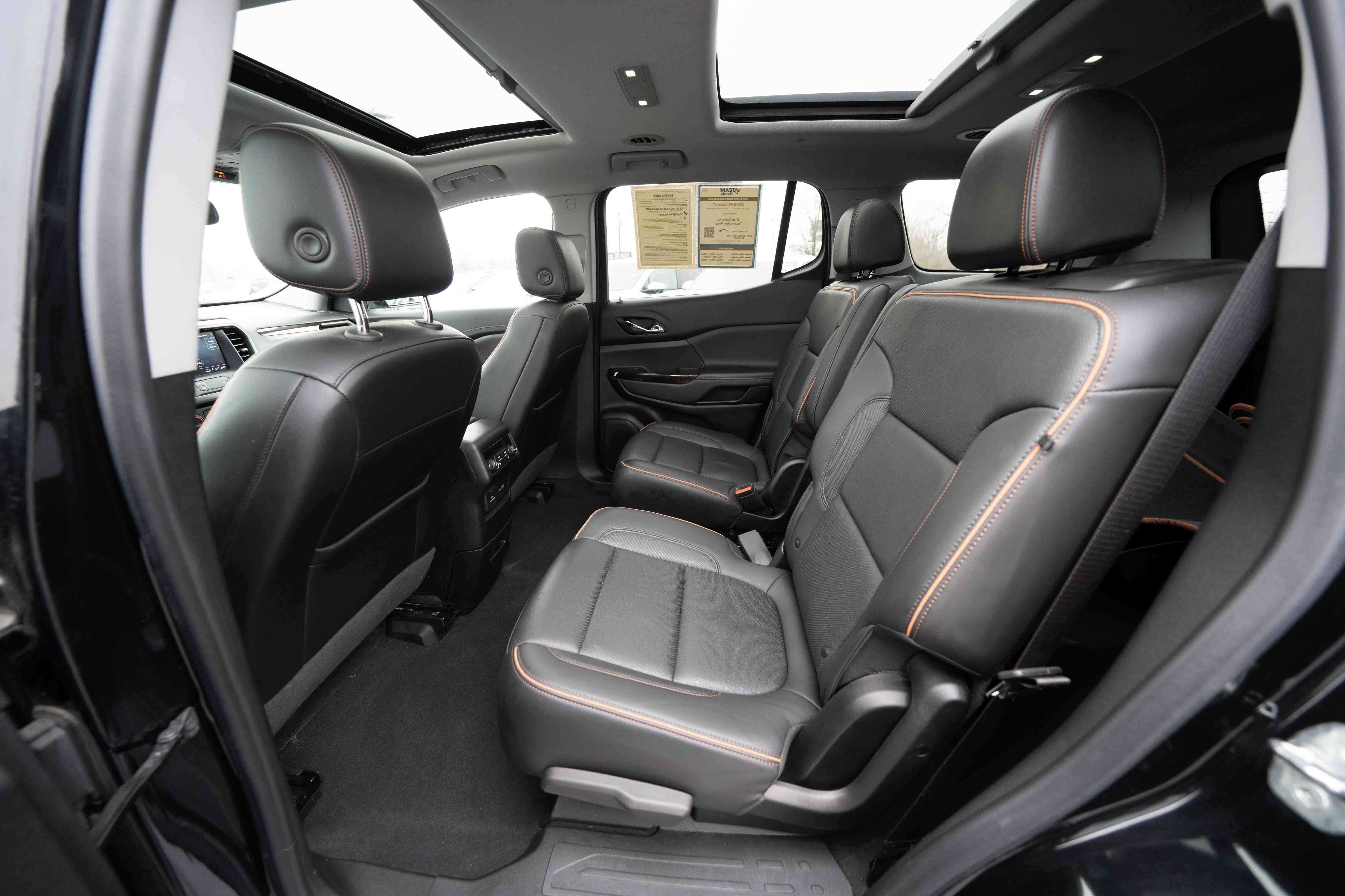 Used 2023 GMC Acadia AT4 w/ Technology Package image 23