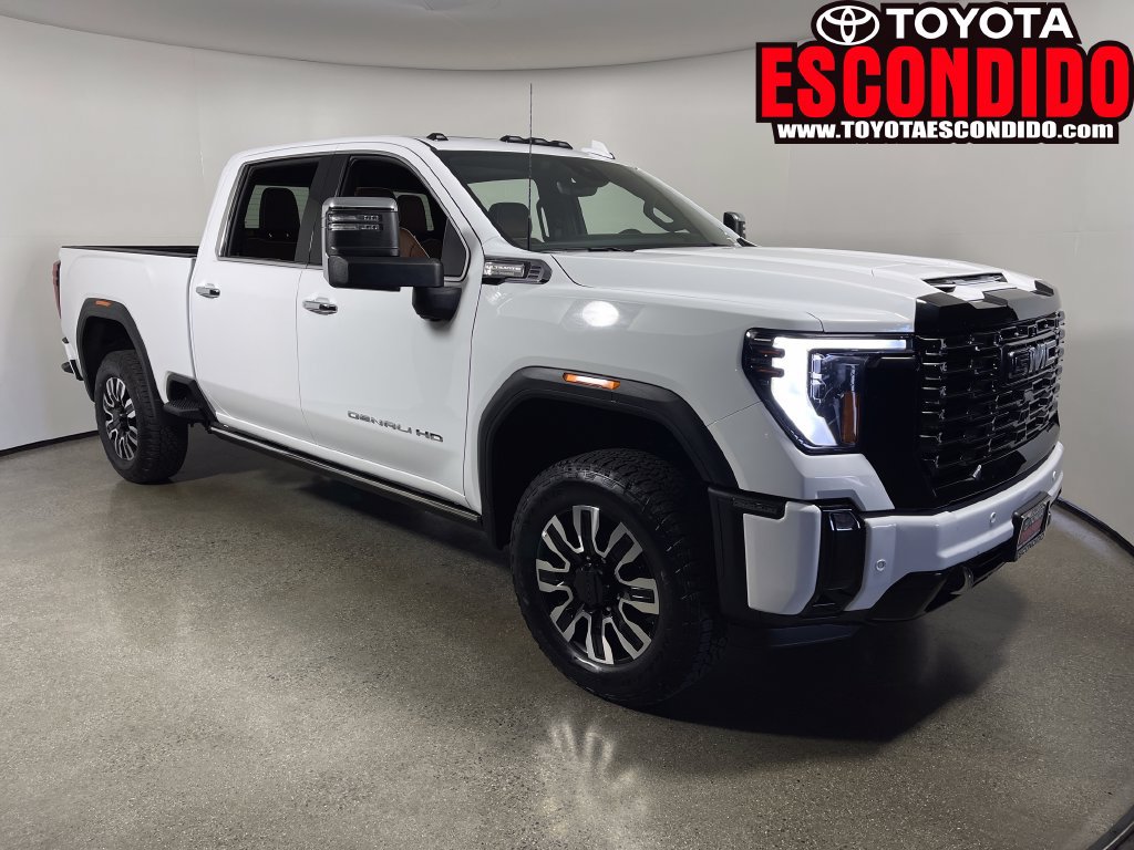 Used 2025 GMC Sierra 2500 Denali Ultimate w/ Max Trailering Package