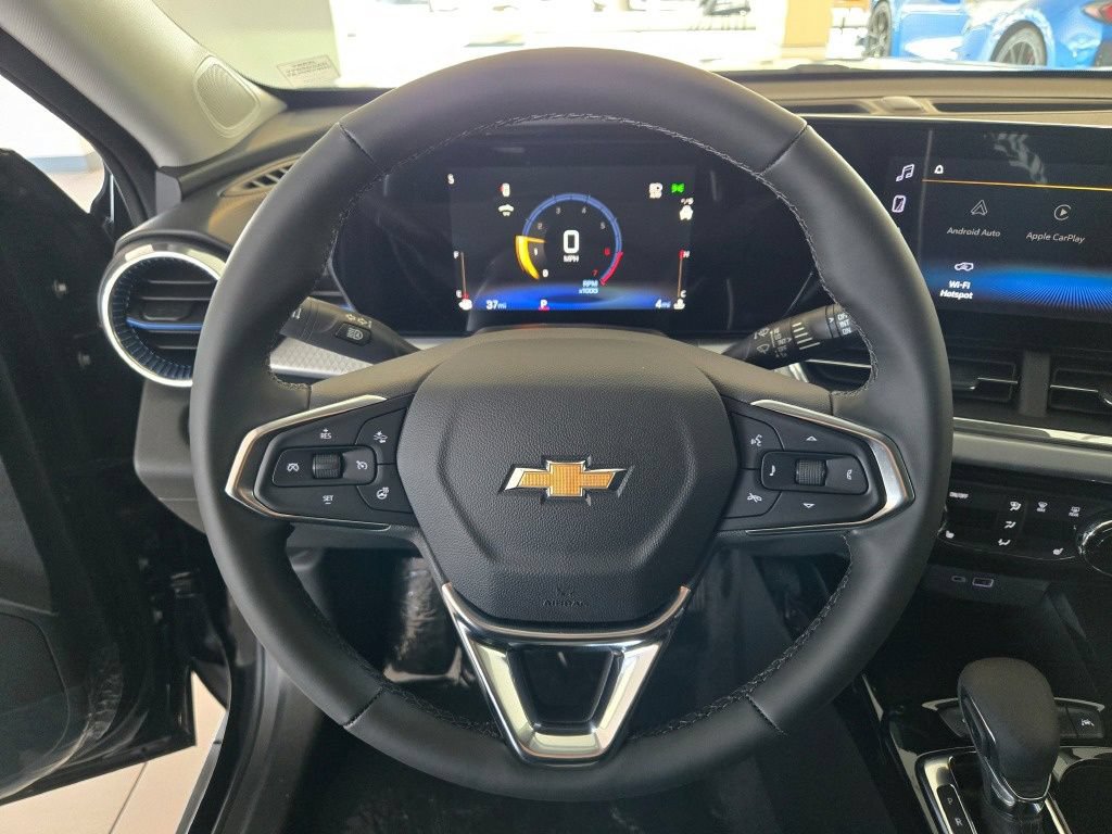 New 2026 Chevrolet Trax LT w/ Driver Confidence Package FWD image 30