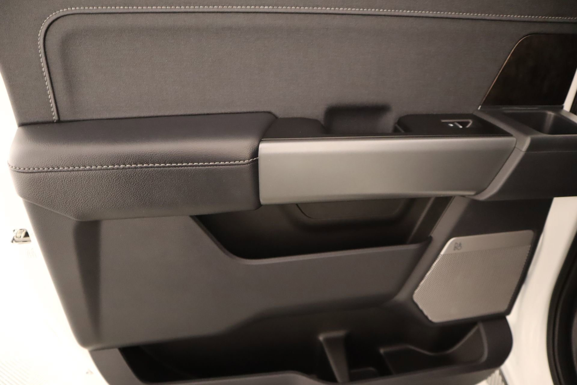 Used 2026 Ford F250 Lariat w/ Chrome Package image 17