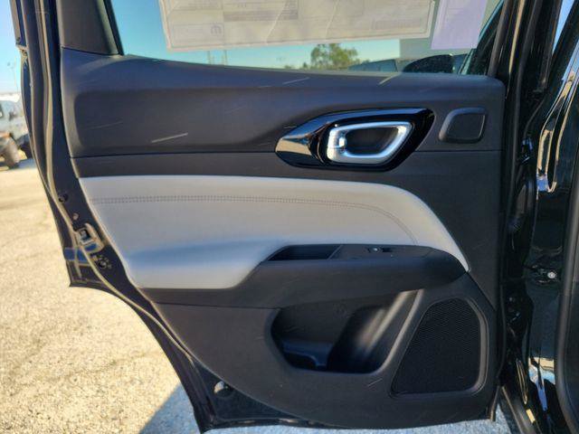 New 2026 Jeep Compass Limited w/ Sun, Sound & Navigation Group AWD/4WD image 14