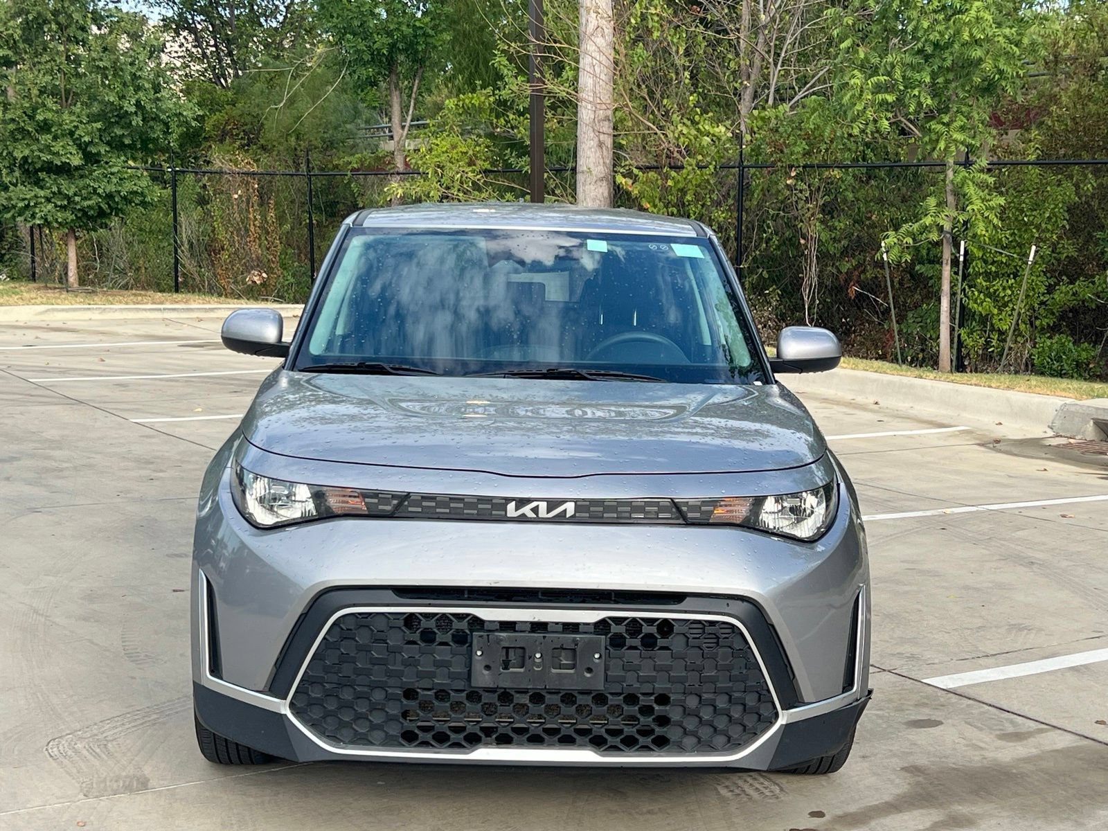 Used 2025 Kia Soul LX w/ LX Technology Package FWD image 2