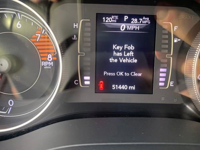 Used 2019 Jeep Cherokee Latitude Plus FWD image 17