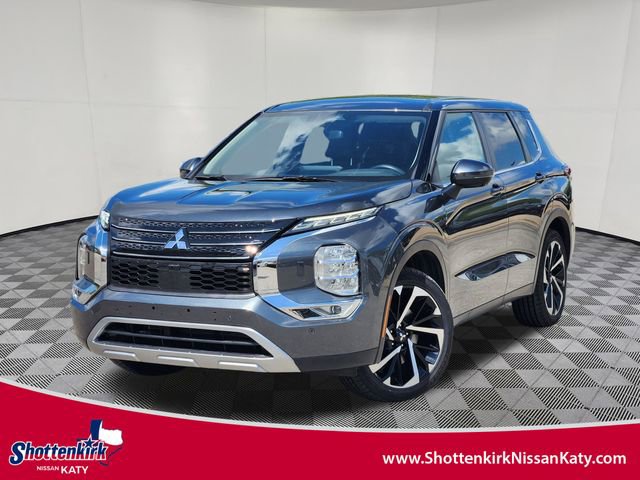 Used 2024 Mitsubishi Outlander SE Black Edition