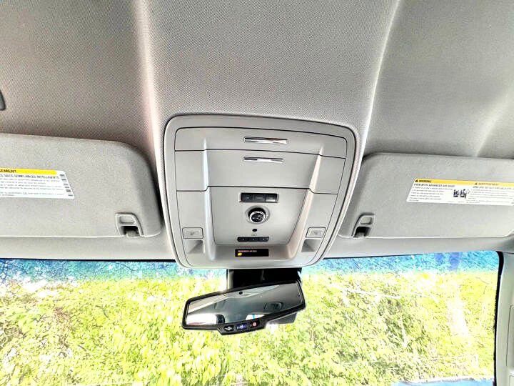 Used 2019 Chevrolet Suburban LT image 28