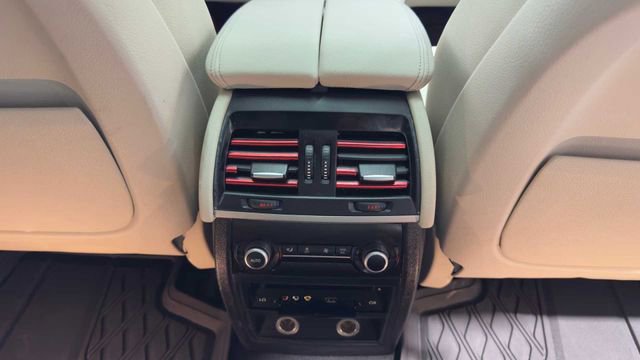 Used 2015 BMW X6 sDrive35i RWD image 16