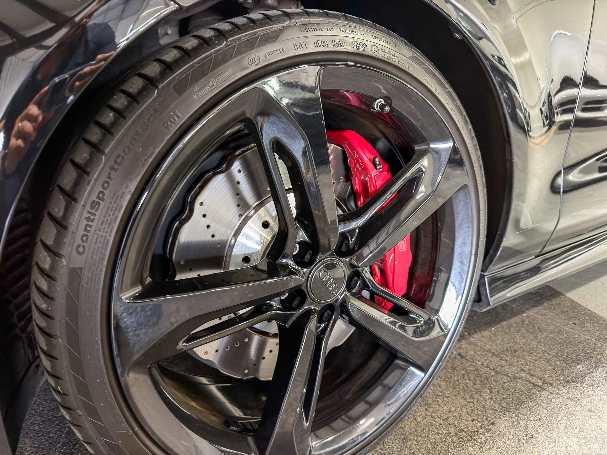 Used 2017 Audi RS 7 Prestige w/ Carbon-Optic Package AWD/4WD image 24