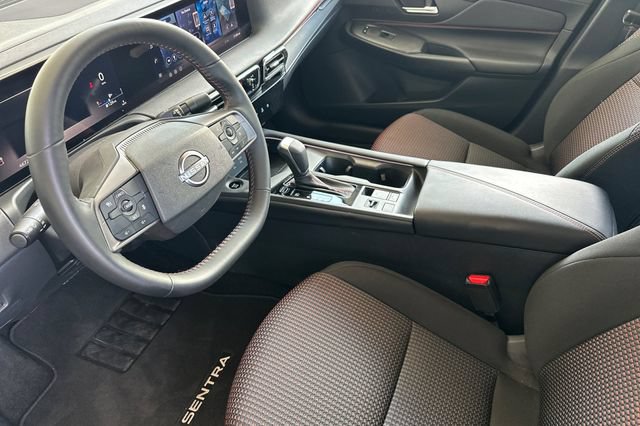 Used 2026 Nissan Sentra SR w/ Floor Mat Package FWD image 10