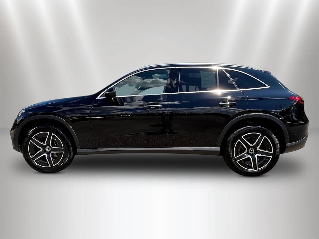 Used 2026 Mercedes-Benz GLC 300 4MATIC image 8