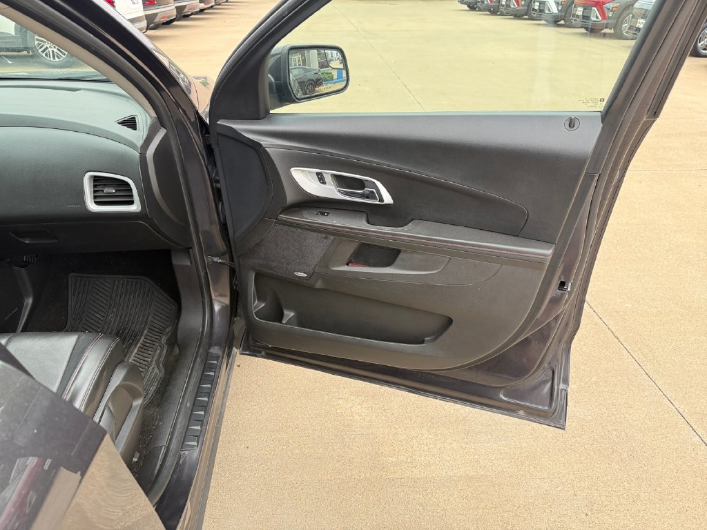 Used 2013 Chevrolet Equinox LT FWD image 24