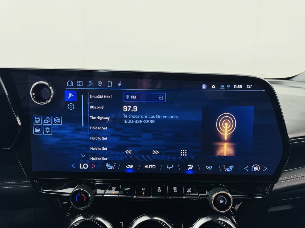 Used 2024 Chevrolet Blazer EV LT AWD/4WD image 13