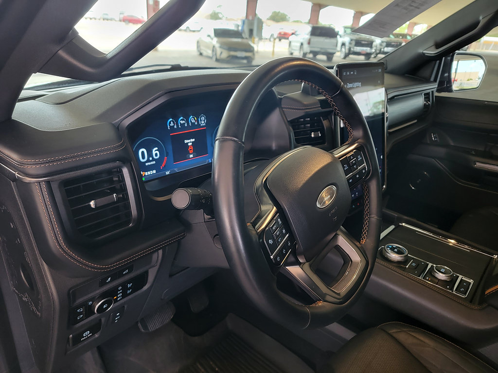 Used 2024 Ford Expedition Max Platinum AWD/4WD image 10