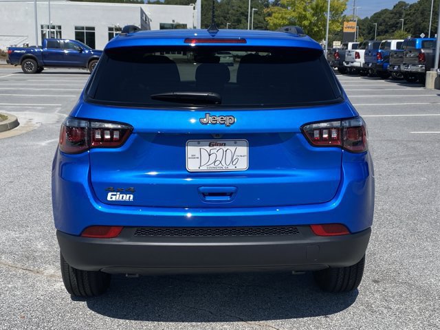 New 2025 Jeep Compass Latitude w/ Sun & Sound Group AWD/4WD image 5
