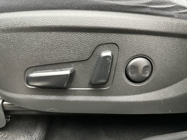 Certified 2022 Hyundai Santa Fe SEL image 12