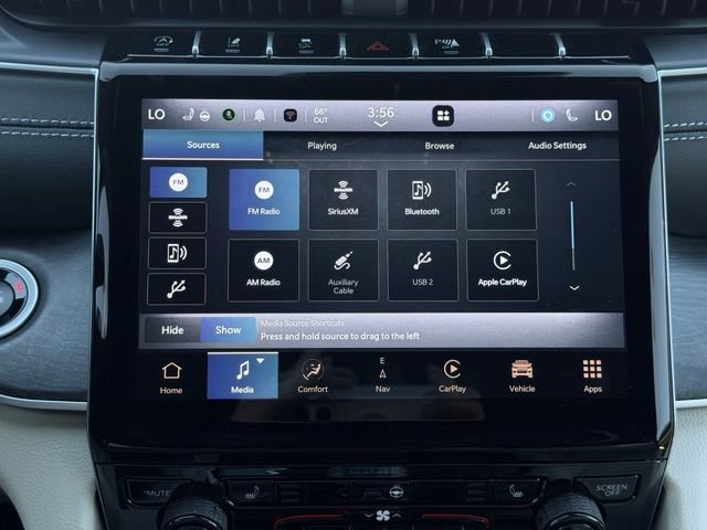Used 2025 Jeep Grand Cherokee L Limited AWD/4WD image 42