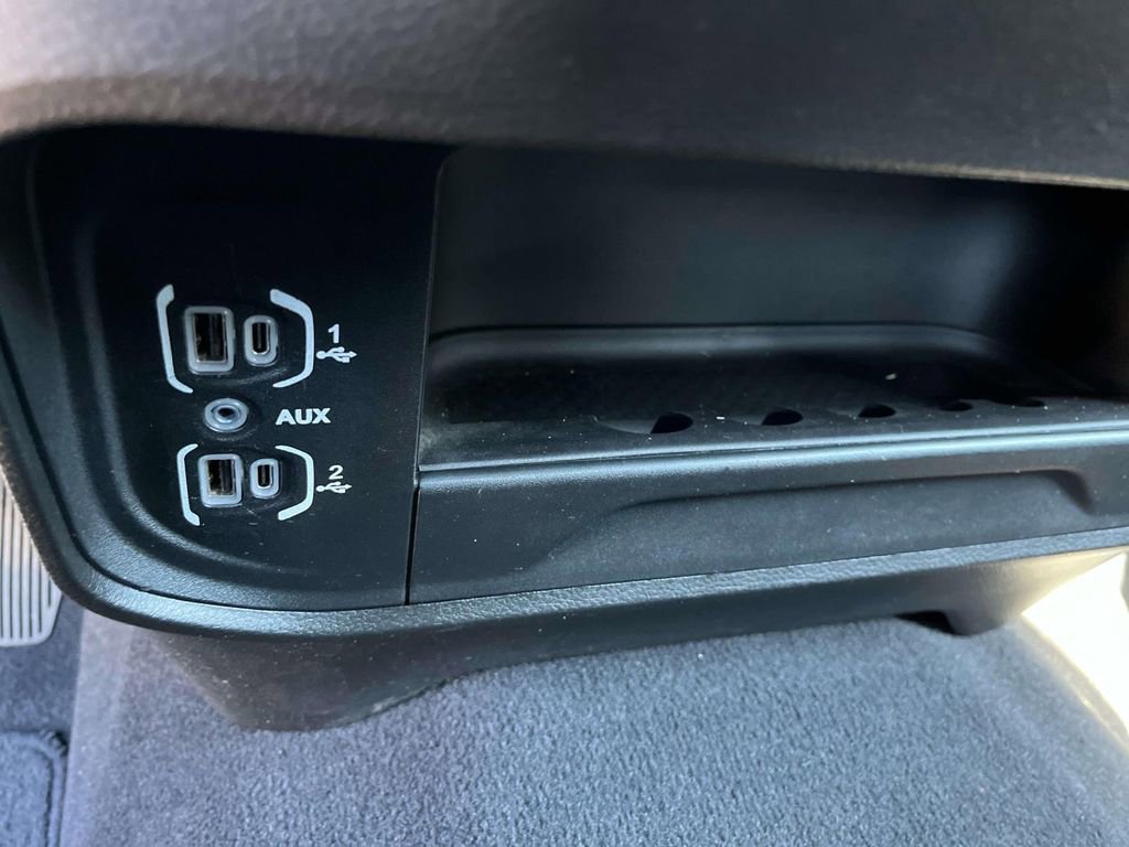 Used 2024 RAM 2500 Big Horn image 32