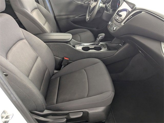 Used 2024 Chevrolet Malibu LT image 31