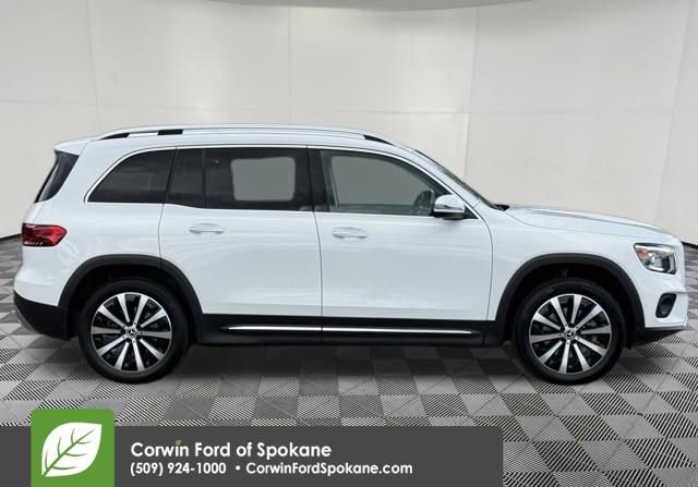 Used 2022 Mercedes-Benz GLB 250 4MATIC image 10